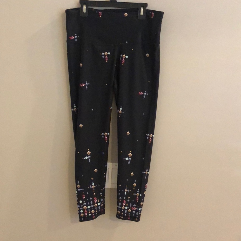 Victoria’s Secret Sport 7/8 Jewel Leggings